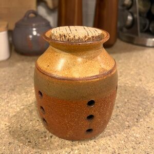 Garlic and onion keeper